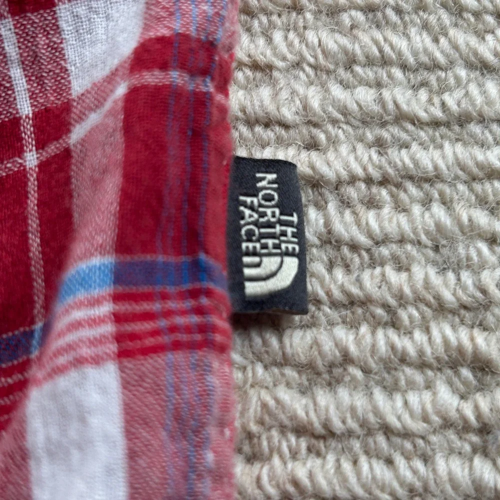 The North Face Plaid Button Up Shirt Mens Large Red Hiking‎ Outdoor Gorpcore